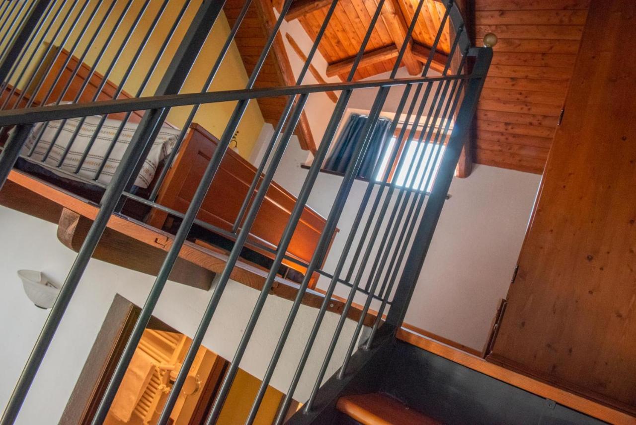 Ristorante Albergo Da Maurizio Cravanzana Exteriör bild