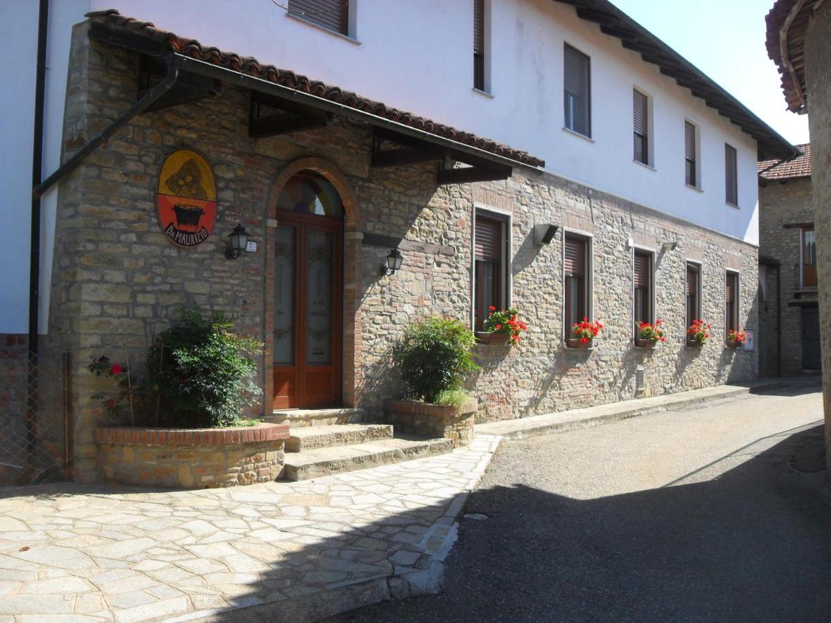 Ristorante Albergo Da Maurizio Cravanzana Exteriör bild